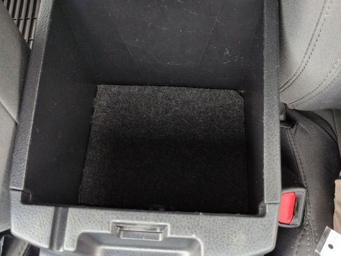 Used 2018 Toyota Tacoma TRD Sport image 26