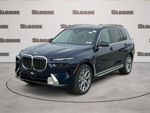 New 2026 BMW X7 xDrive40i w/ Premium Package image 1