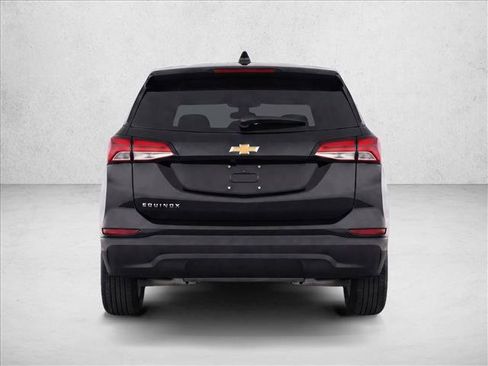 Used 2023 Chevrolet Equinox LS FWD image 6