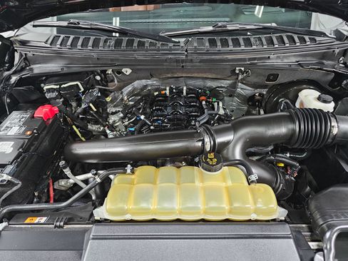 Used 2021 Lincoln Navigator Reserve AWD/4WD image 26