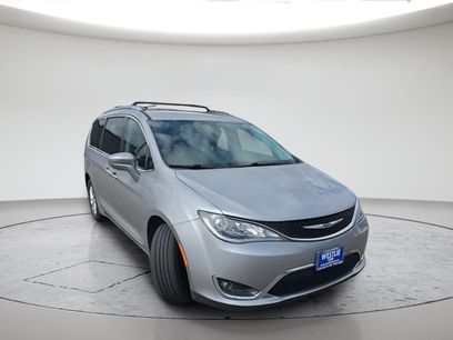 Used 2018 Chrysler Pacifica Touring-L