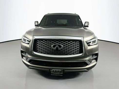 Used 2018 INFINITI QX80 2WD w/ Driver Assistance Package image 2