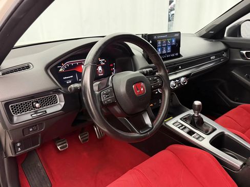 Used 2023 Honda Civic Type R image 11