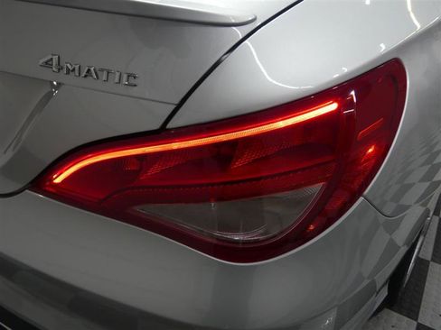 Used 2015 Mercedes-Benz CLA 250 4MATIC image 14