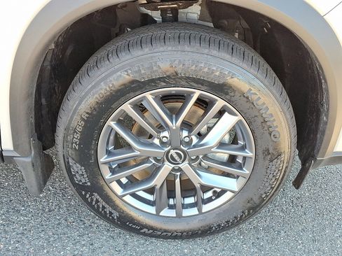 Certified 2025 Nissan Rogue S image 8