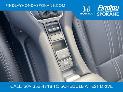 New 2026 Honda HR-V EX-L image 18