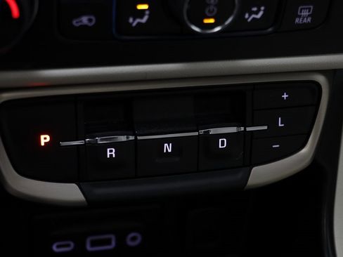 Used 2024 GMC Terrain Denali w/ Denali Premium Package image 13