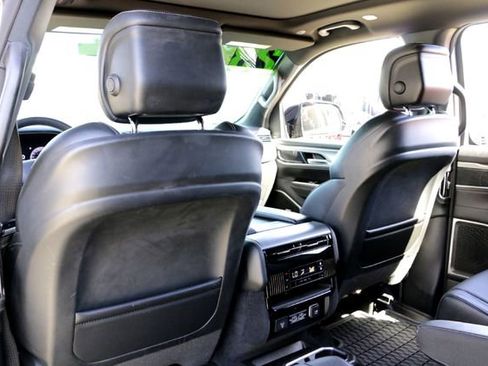 Used 2023 Jeep Wagoneer Series II w/ Convenience Group I image 22