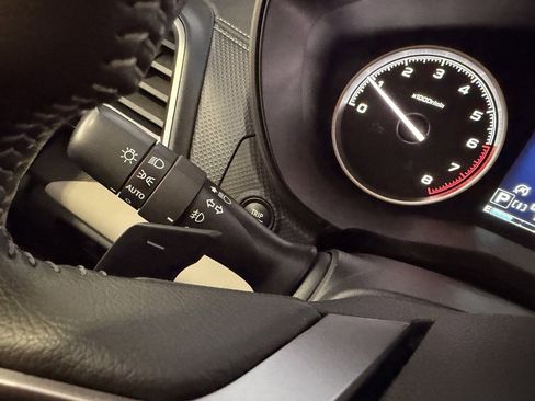 Used 2022 Subaru Forester Limited image 18