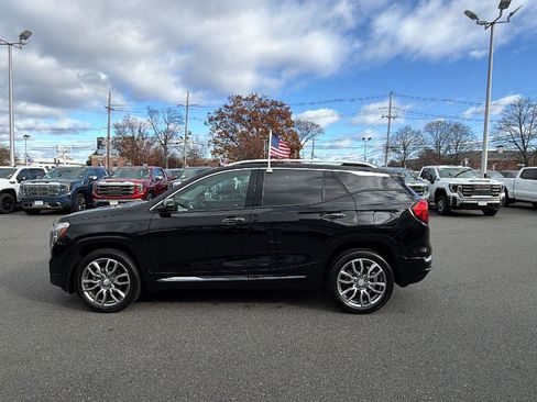 Certified 2023 GMC Terrain Denali image 4