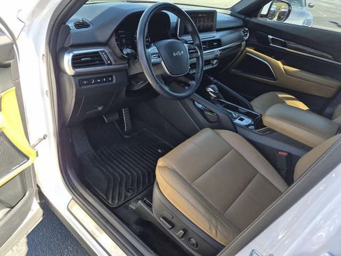 Used 2022 Kia Telluride SX w/ Towing Package image 21