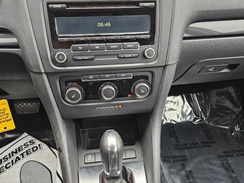 Used 2013 Volkswagen Jetta S image 33