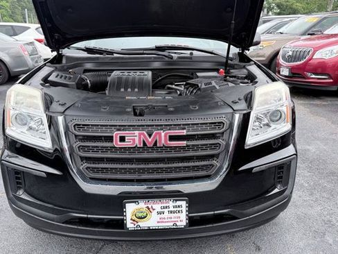 Used 2017 GMC Terrain SLE FWD image 31