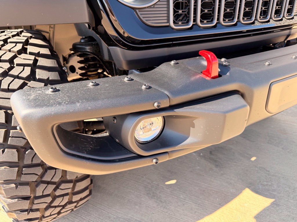 Used 2026 Jeep Wrangler Rubicon w/ Steel Bumper Group AWD/4WD image 12