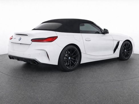 Used 2023 BMW Z4 sDrive30i RWD image 3
