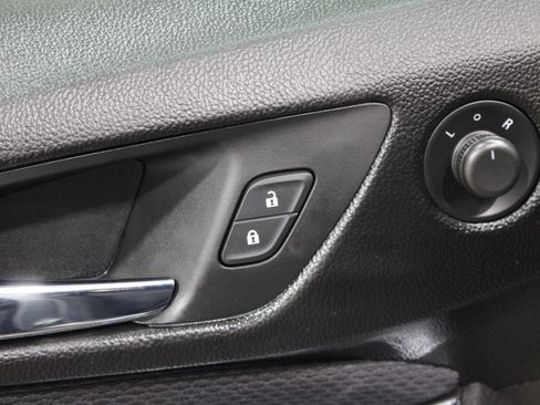 Used 2018 Chevrolet Cruze LT FWD image 8