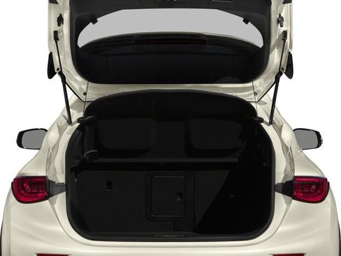 Used 2017 INFINITI QX30 Premium w/ Navigation Package image 15