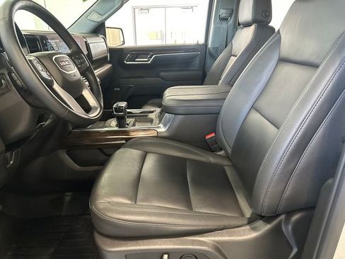 Used 2025 GMC Sierra 1500 Elevation w/ Elevation Premium Package AWD/4WD image 31