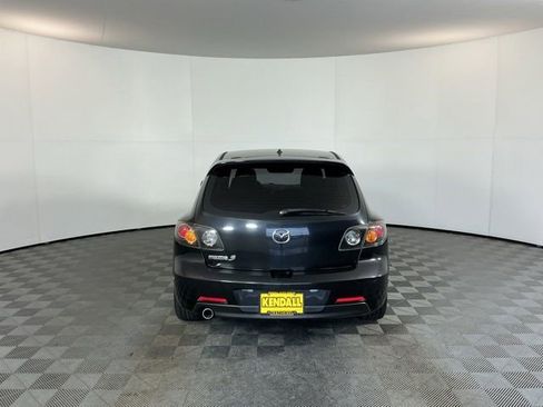 Used 2004 MAZDA MAZDA3 s w/ Moonroof & 6-CD Pkg FWD image 6