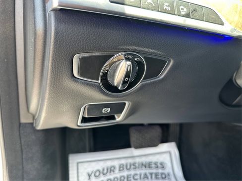 Used 2016 Mercedes-Benz S 550 4MATIC Sedan w/ Premium Package image 14