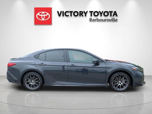 Used 2026 Toyota Camry SE FWD image 6