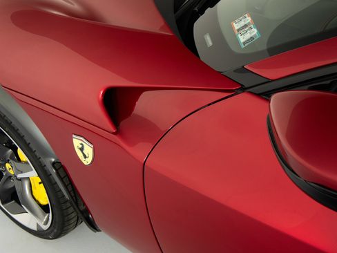 Certified 2025 Ferrari Purosangue image 15
