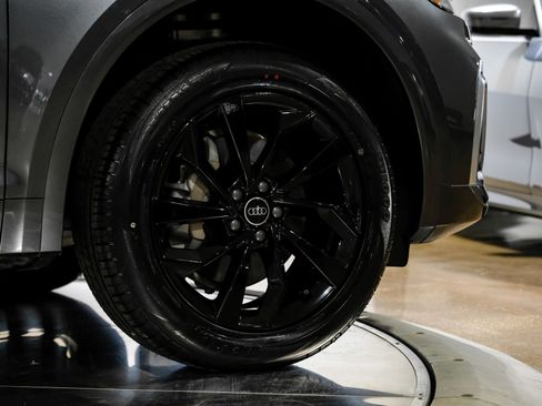 Used 2023 Audi Q5 2.0T Premium Plus w/ Premium Plus Package image 61