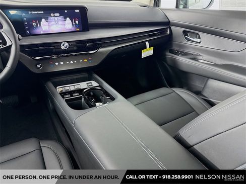 New 2025 Nissan Murano SV image 22