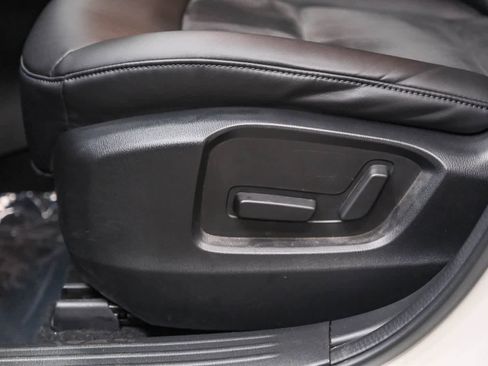 Used 2019 MAZDA CX-5 Touring image 24