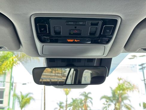 Used 2024 Toyota Grand Highlander AWD image 24