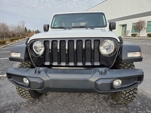 Used 2021 Jeep Wrangler Sport image 11