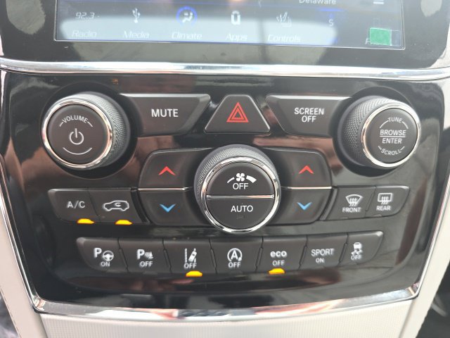 Used 2019 Jeep Grand Cherokee Summit AWD/4WD image 6