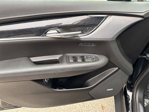 Certified 2022 Cadillac XT5 Premium Luxury image 15