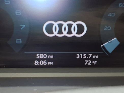 Used 2025 Audi Q3 2.0T Premium w/ Convenience Package image 13