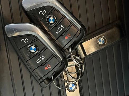Used 2020 BMW X3 xDrive30i w/ Driving Assistance Package AWD/4WD image 41