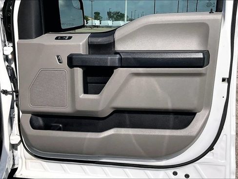 Used 2018 Ford F150 XL w/ Equipment Group 101A Mid AWD/4WD image 29