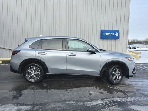 Used 2023 Honda HR-V EX-L image 11