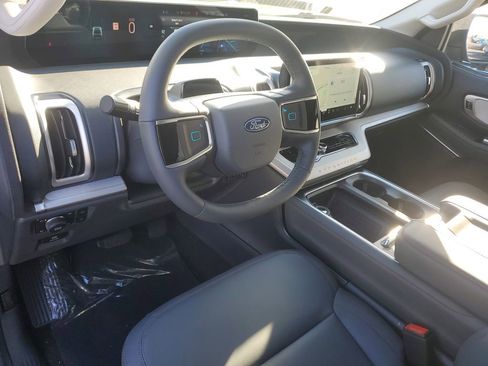 New 2025 Ford Expedition Max Active image 12
