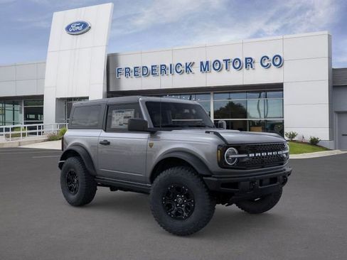 New 2026 Ford Bronco Badlands w/ Sasquatch Package image 7