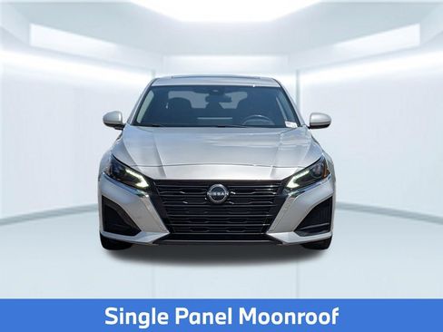 Certified 2023 Nissan Altima 2.5 SV w/ SV Premium Package FWD image 12