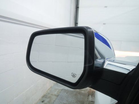 Used 2017 GMC Terrain SLE w/ Chrome Edition image 23