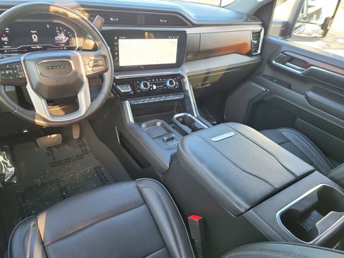 Certified 2024 GMC Sierra 2500 Denali w/ Technology Package image 19