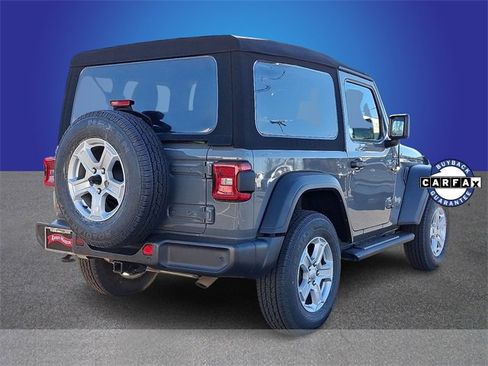 Used 2021 Jeep Wrangler Sport S image 4