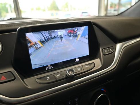 Used 2019 Chevrolet Blazer LT AWD/4WD image 16