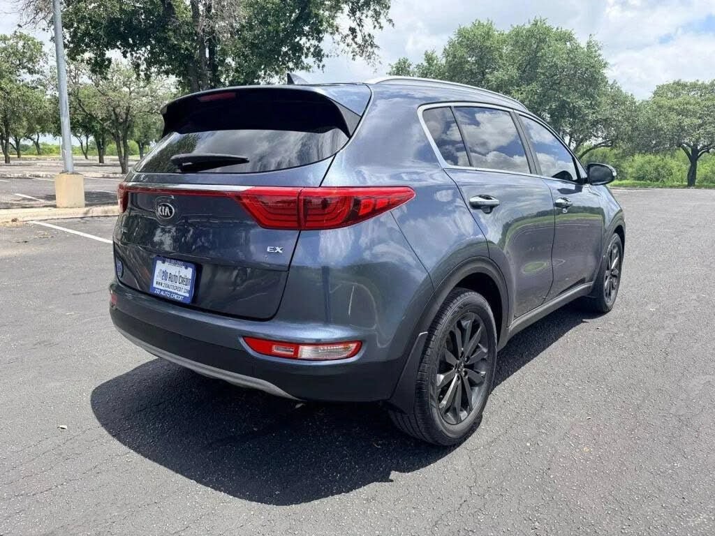 Used 2019 Kia Sportage EX w/ EX Sport Appearance Package FWD image 7