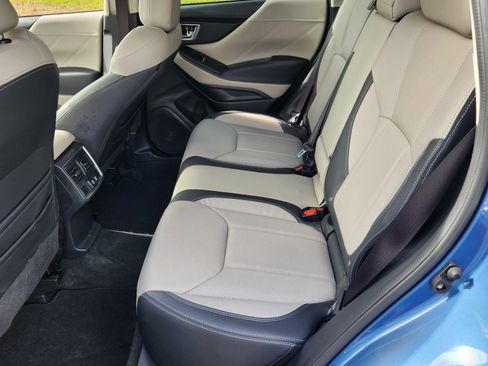 Used 2022 Subaru Forester Limited AWD/4WD image 4