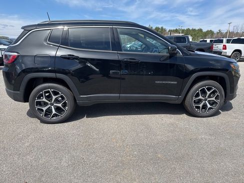 New 2026 Jeep Compass Limited image 6