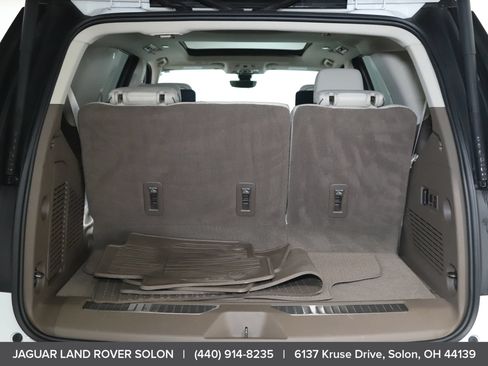 Used 2021 GMC Yukon Denali w/ Denali Premium Package AWD/4WD image 38
