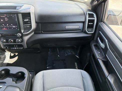 Used 2024 RAM 2500 Big Horn AWD/4WD image 26