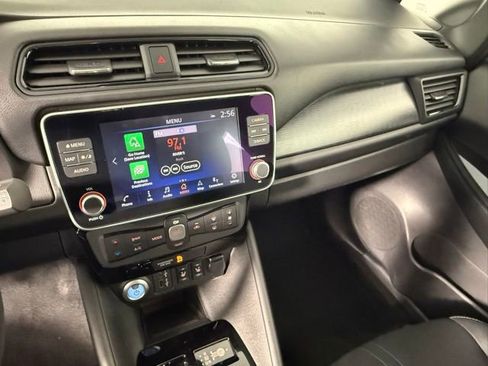 Used 2021 Nissan Leaf SV image 23